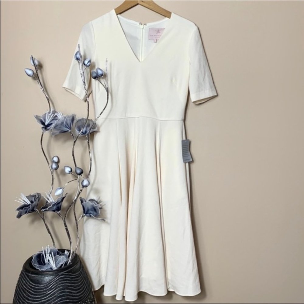 Gal Meets Glam Collection Edith Crepe City Dress - Picture 3 of 6